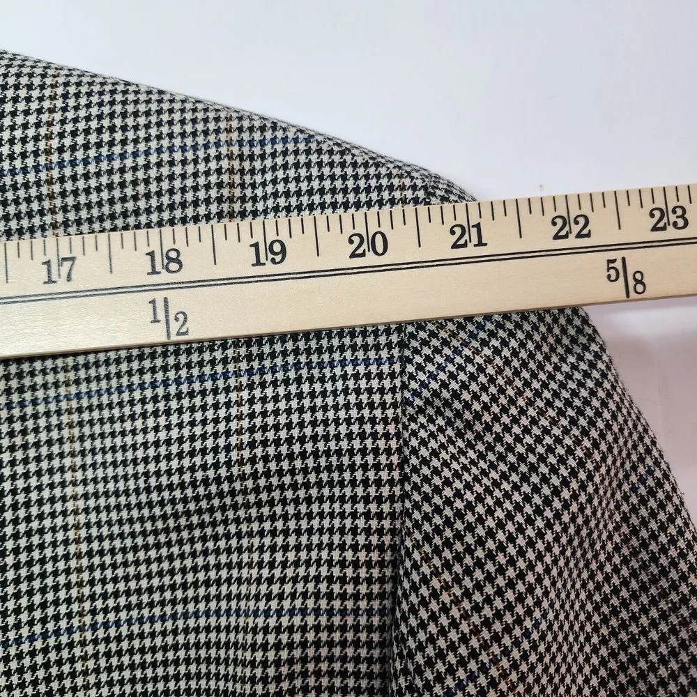 JOS.‎ A. BANK HOUNDSTOOTH SILK/WOOL BLEND BLAZER 44L